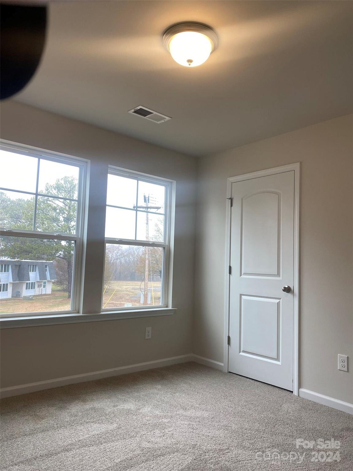 1305 Dodd Street Property Photo 13