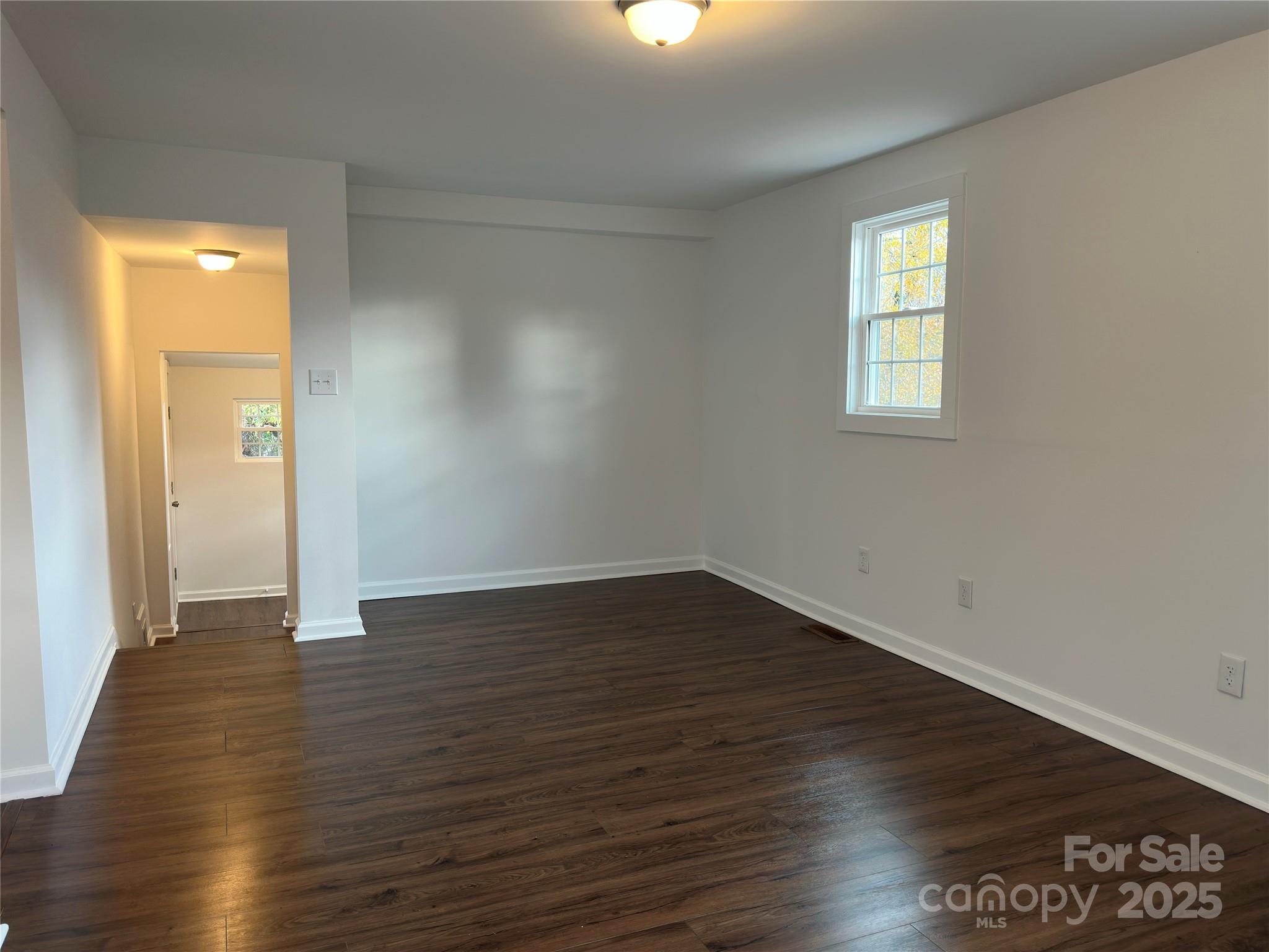 515 37th Street Property Photo 6