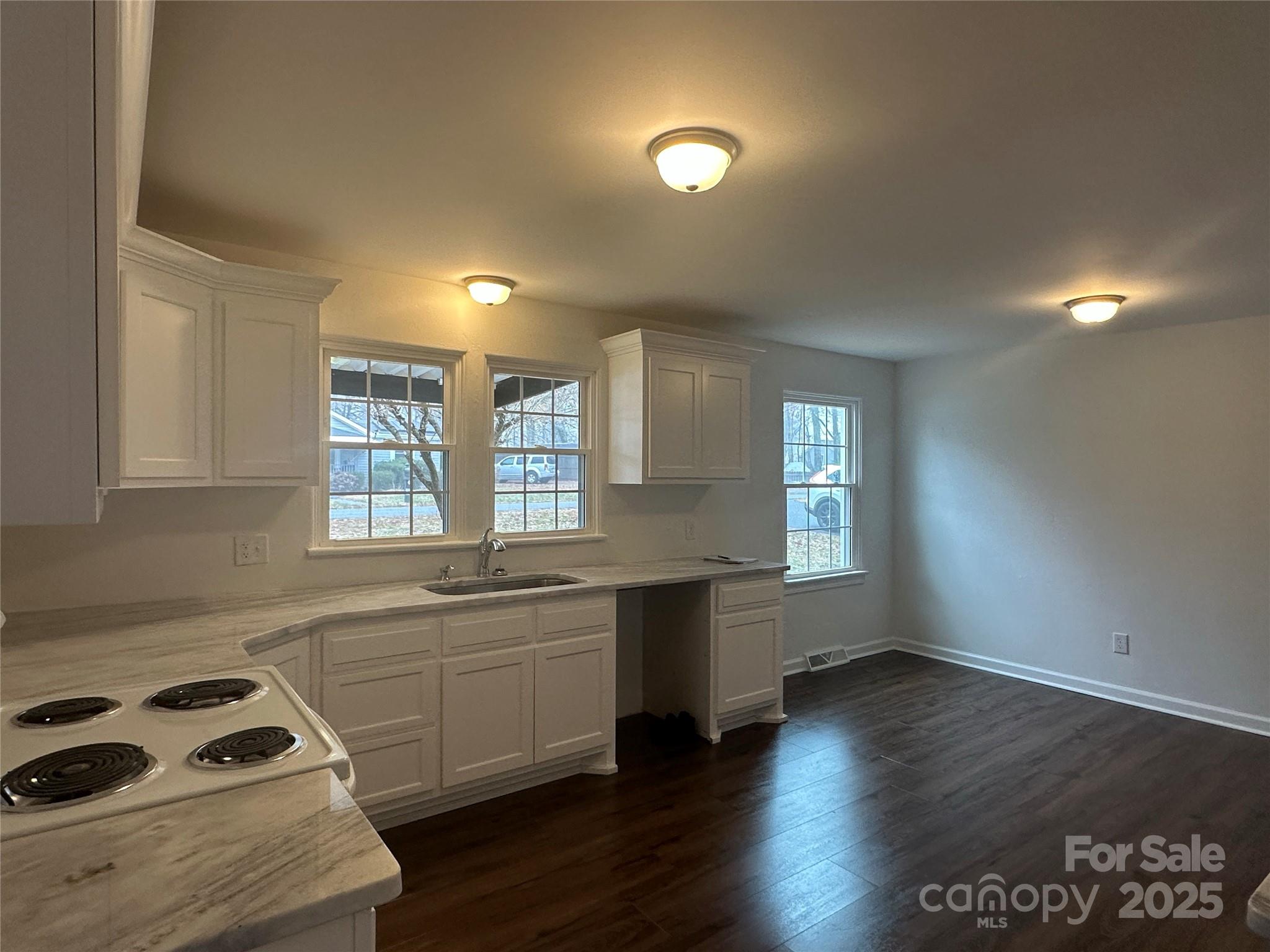 515 37th Street Property Photo 8