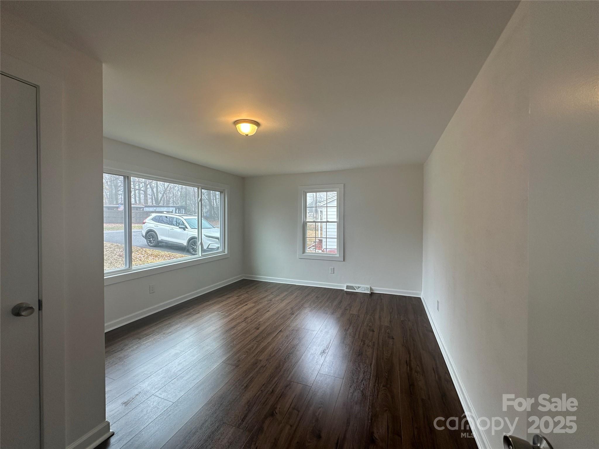 515 37th Street Property Photo 12