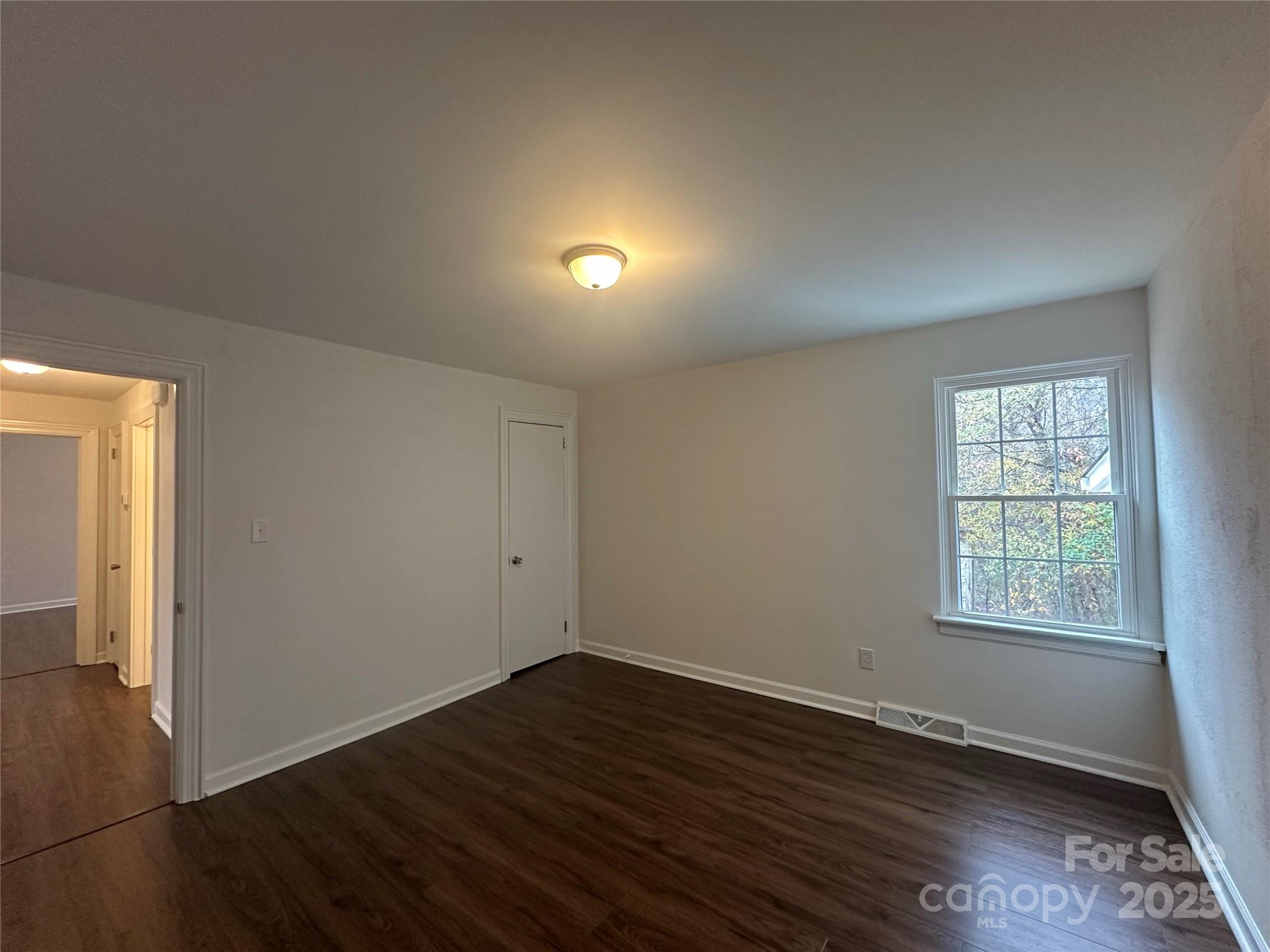 515 37th Street Property Photo 16