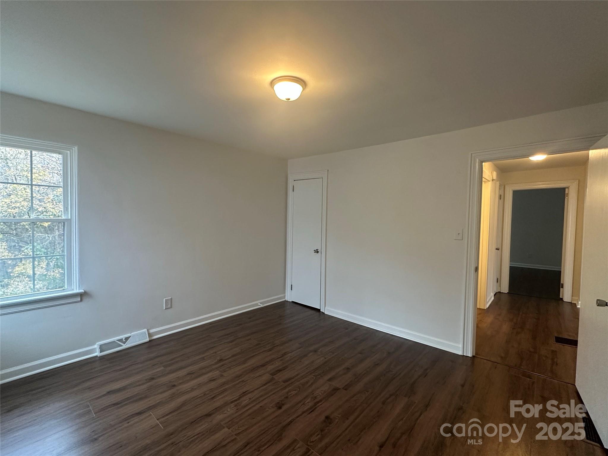 515 37th Street Property Photo 21