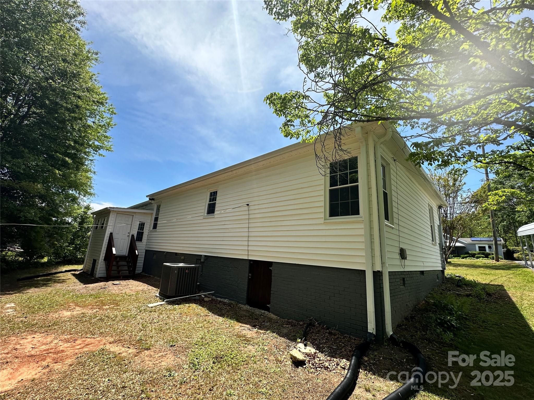 515 37th Street Property Photo 25