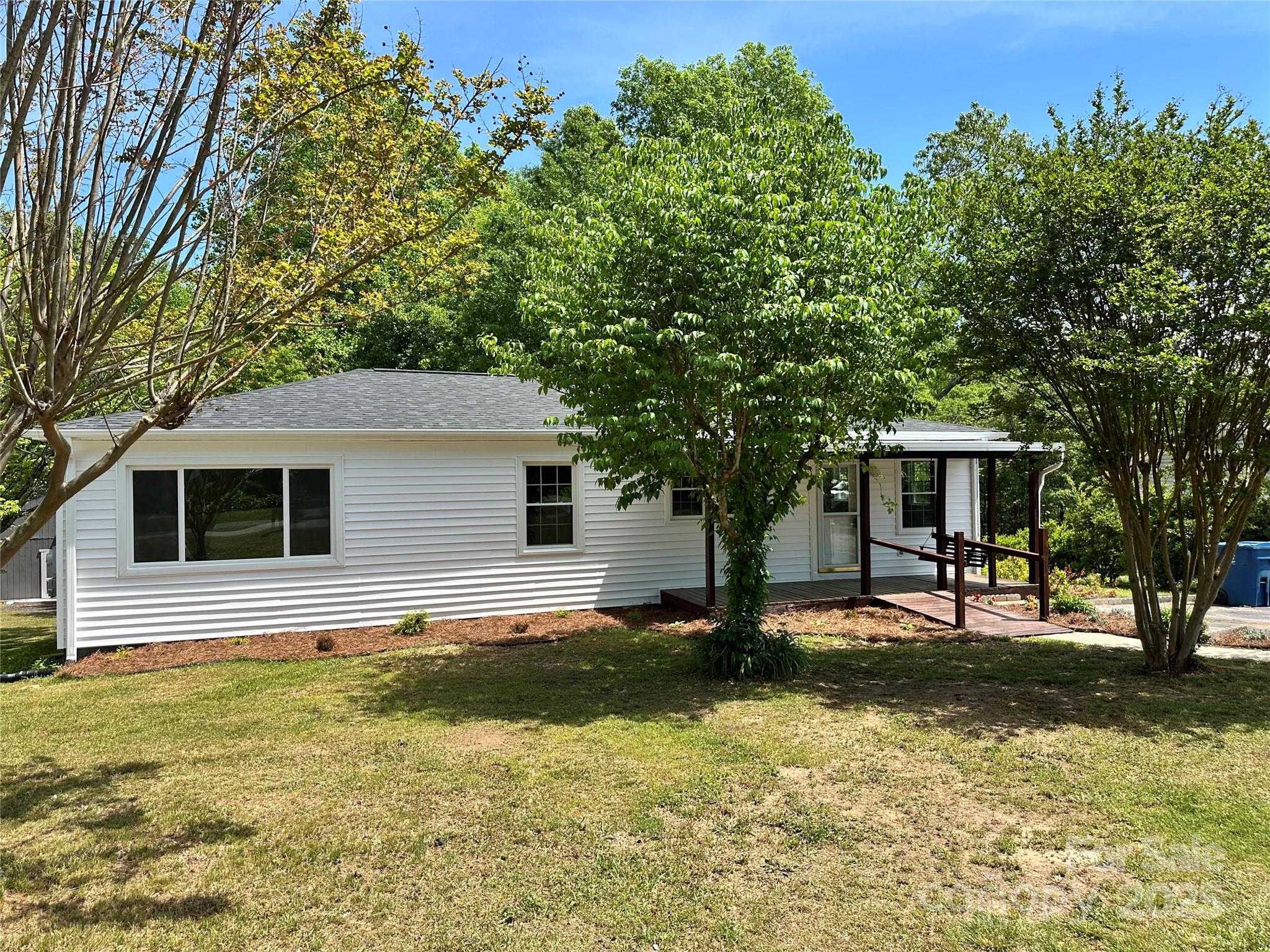 515 37th Street Property Photo 37