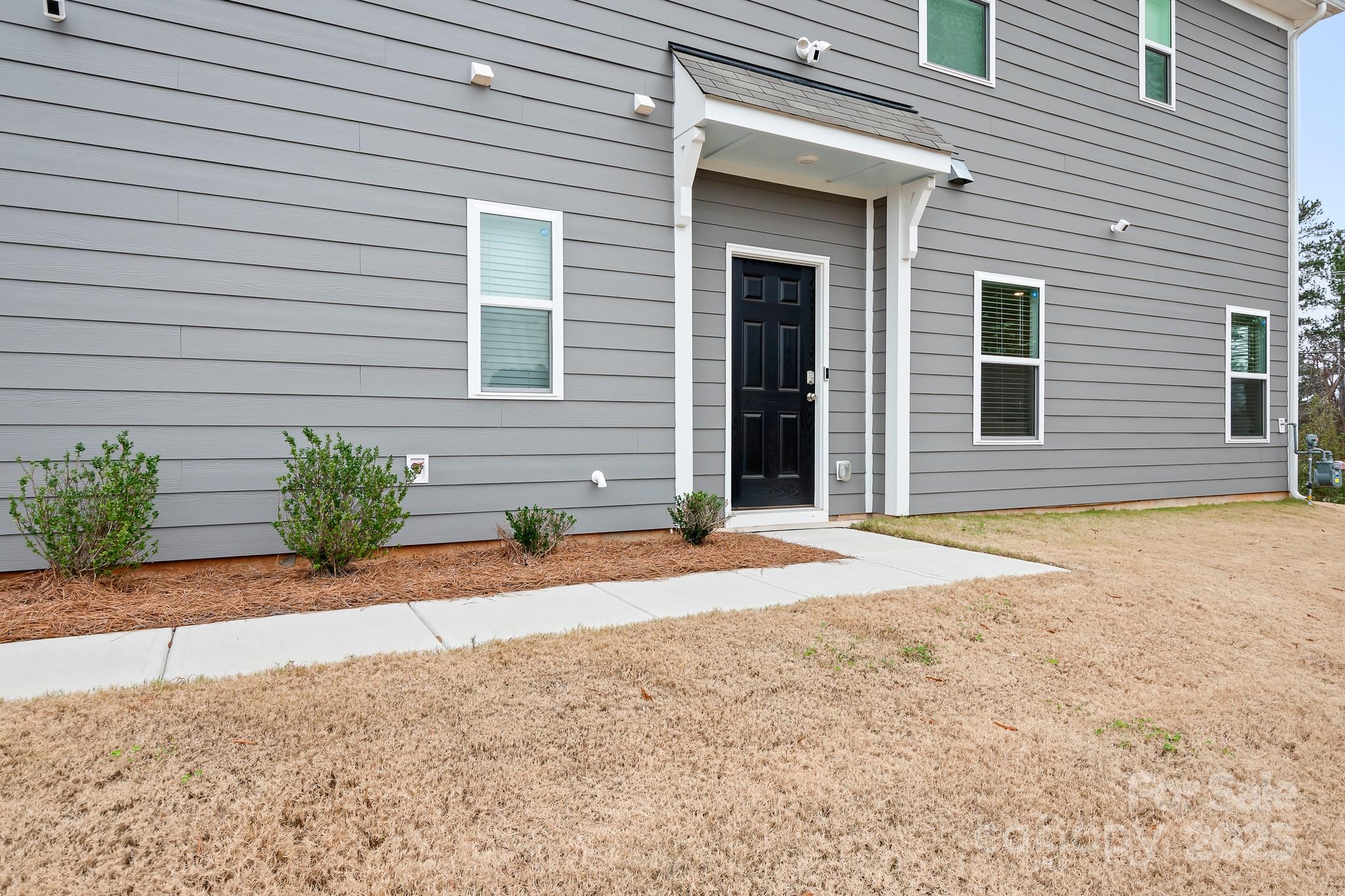 2795 Yeager Drive Property Photo 3