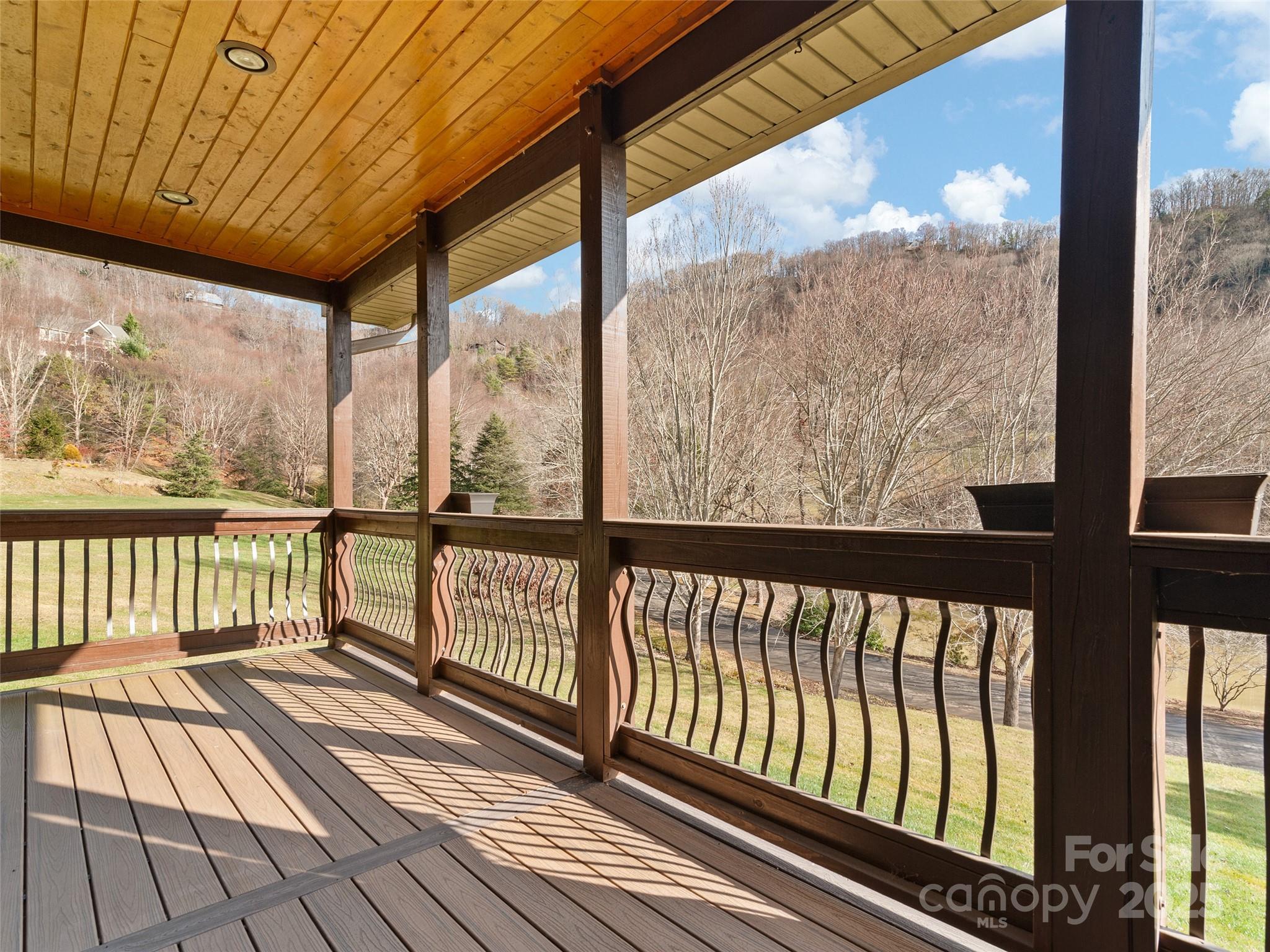 350 Inverness Drive Property Photo 23