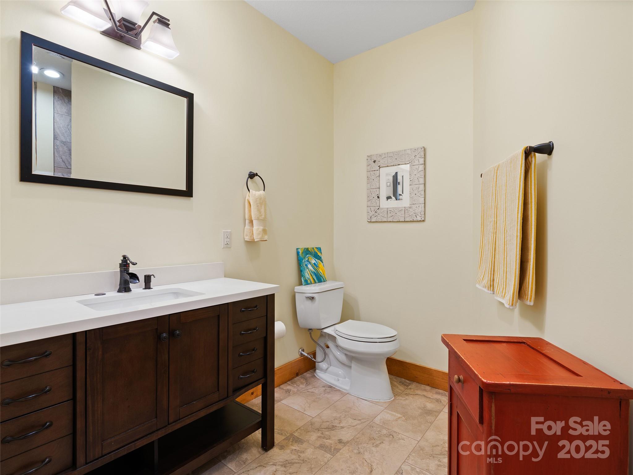 350 Inverness Drive Property Photo 37