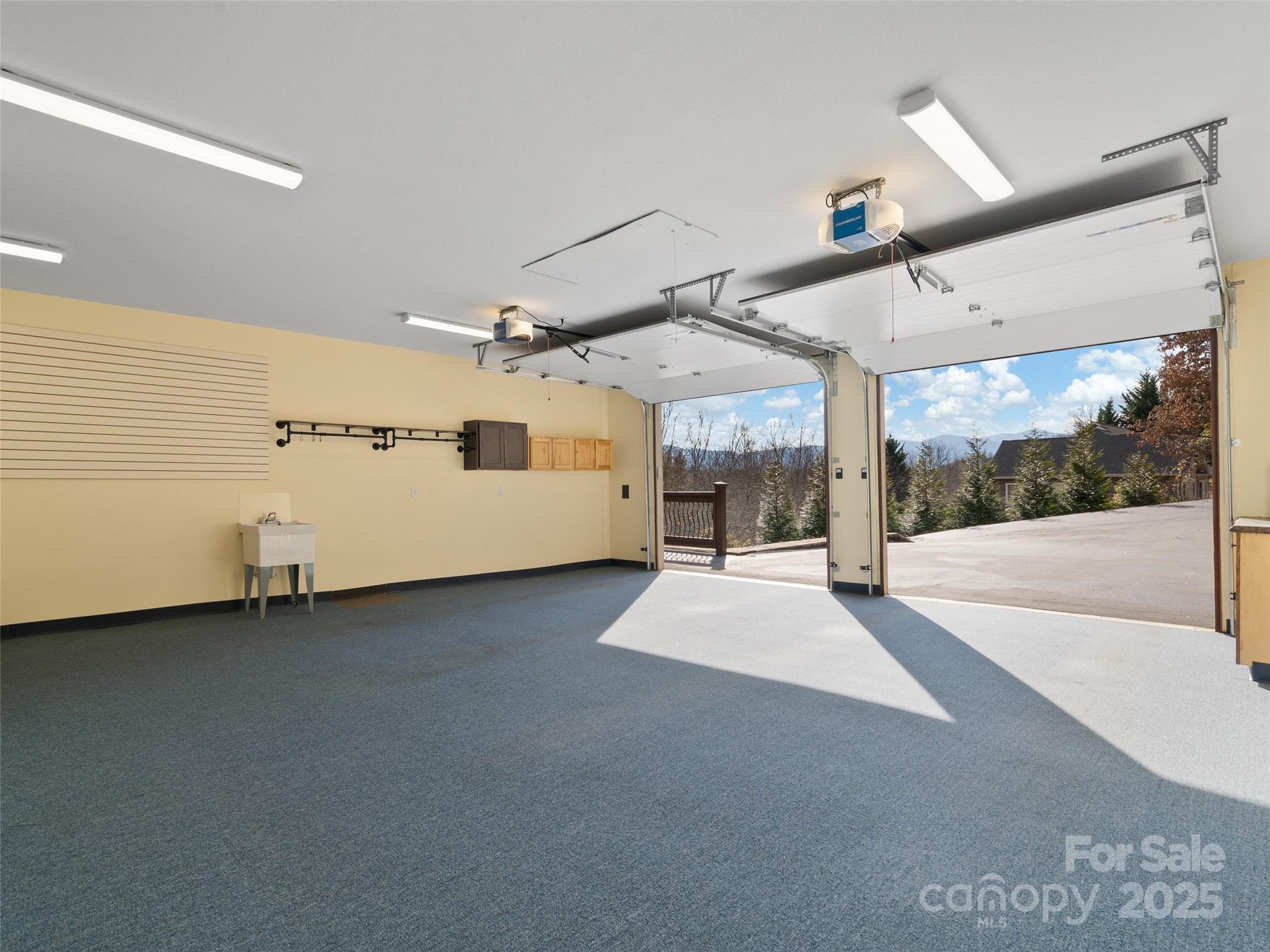 350 Inverness Drive Property Photo 42