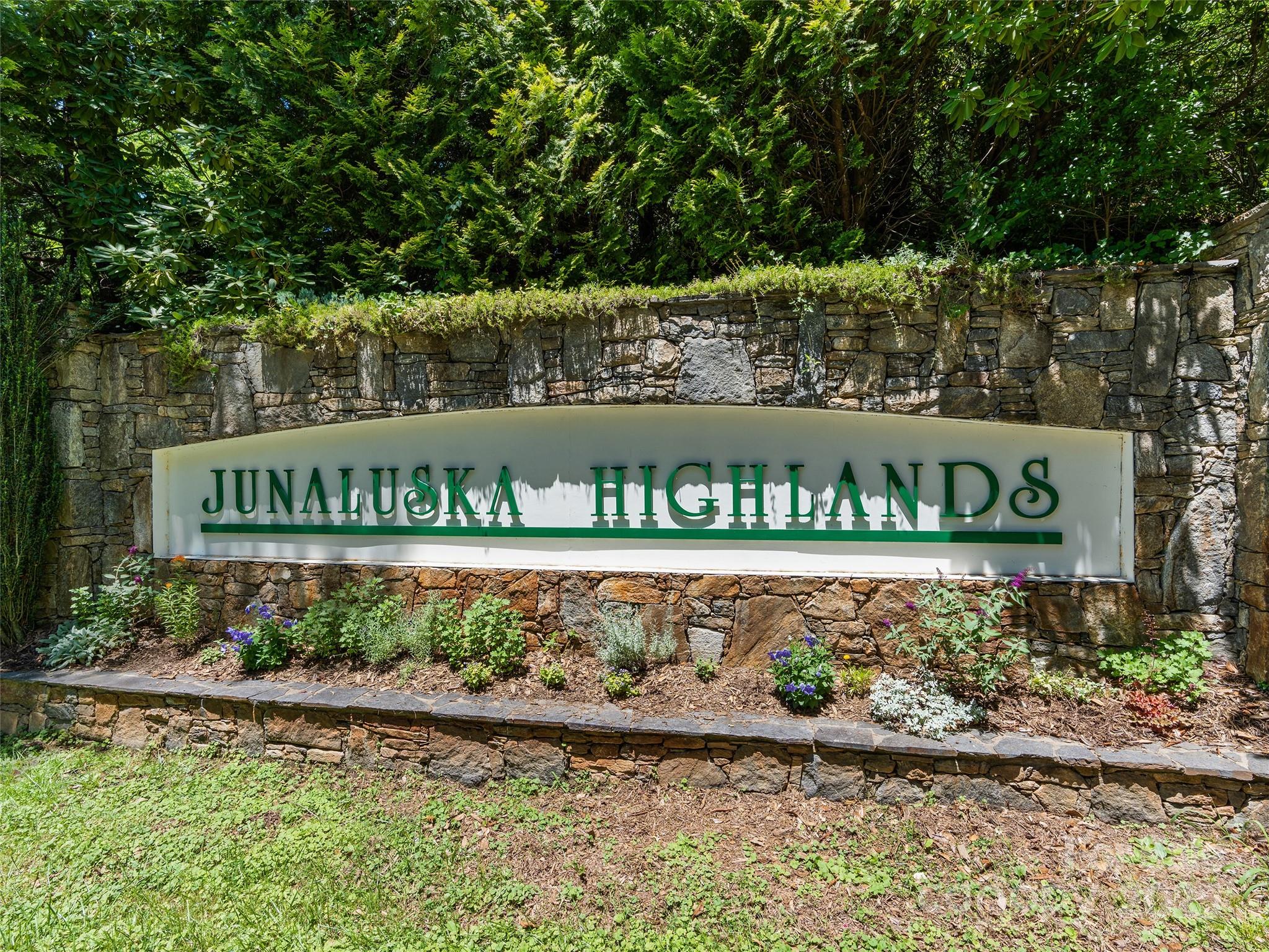 350 Inverness Drive Property Photo 44
