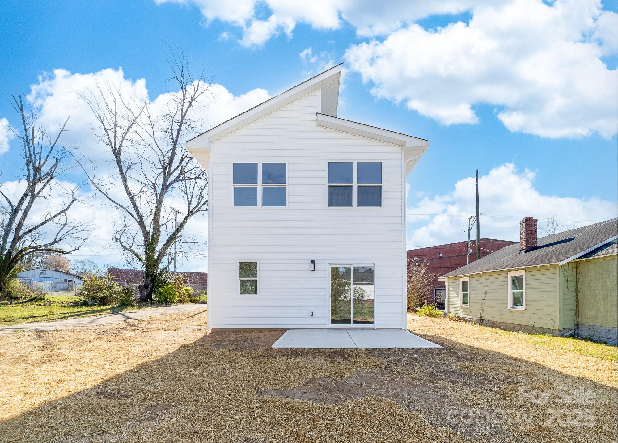 613 Buffalo Street Property Photo 8