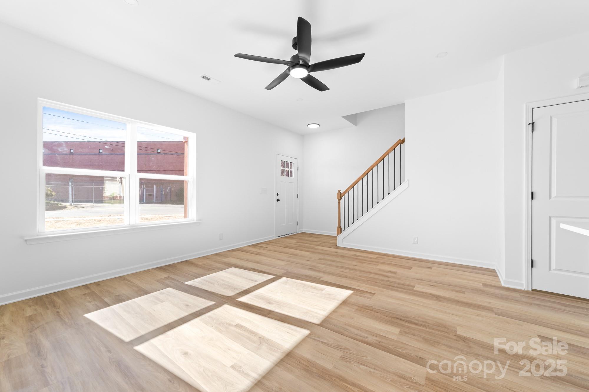 613 Buffalo Street Property Photo 15
