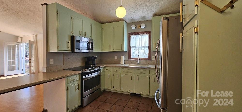 3608 Cowboy Lane Property Photo 4