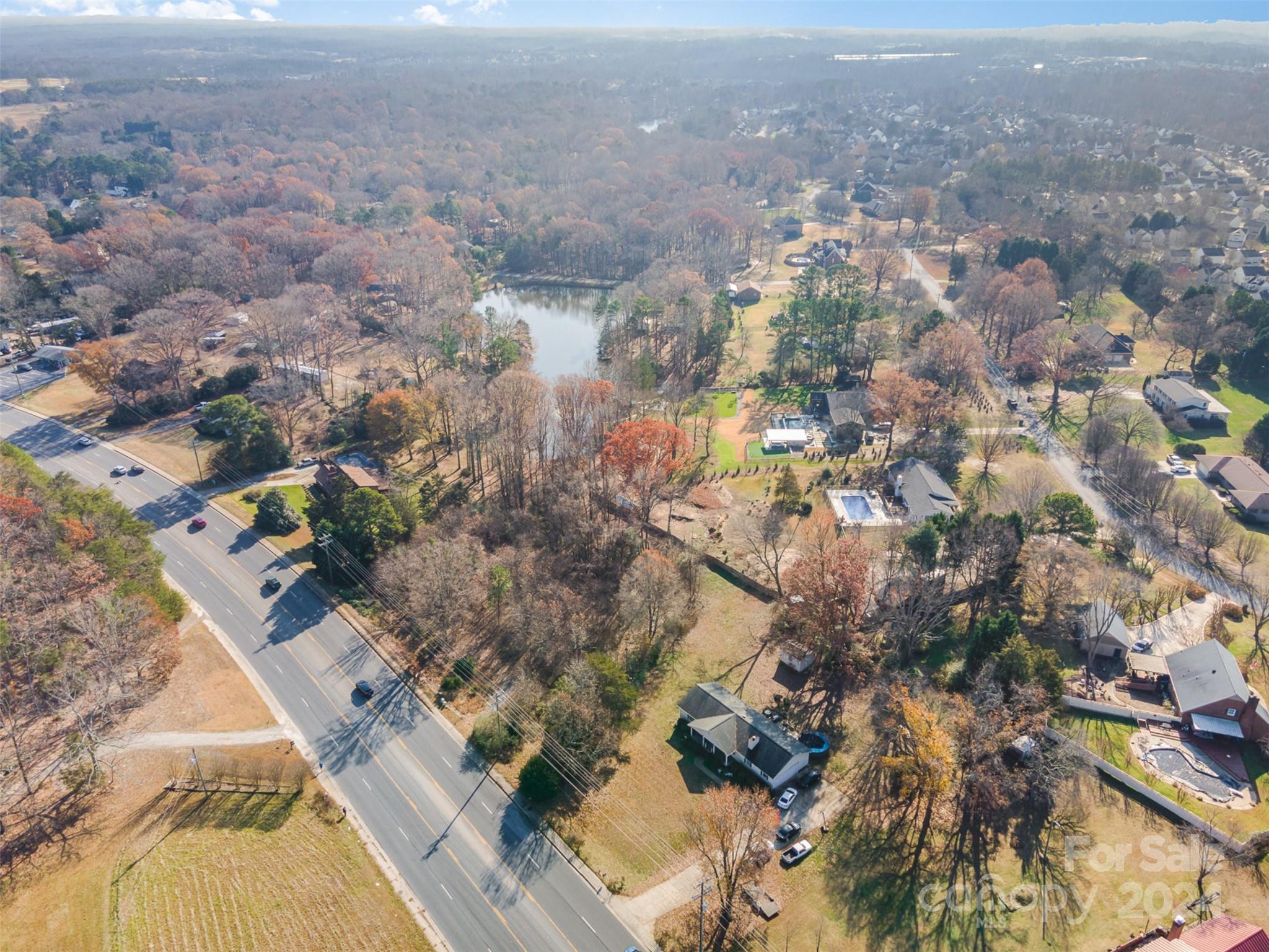 1527 Gold Hill Road Property Photo 3
