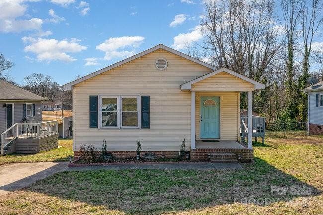 222 E Alabama Avenue Property Photo 1