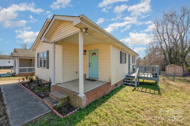 222 E Alabama Avenue Property Photo 3