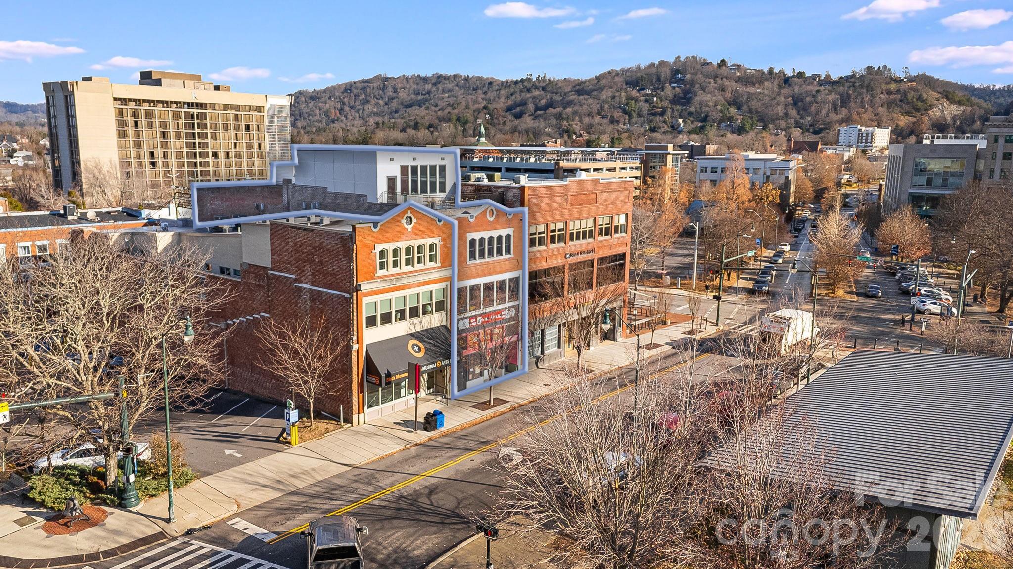 122 College Street Property Photo 1