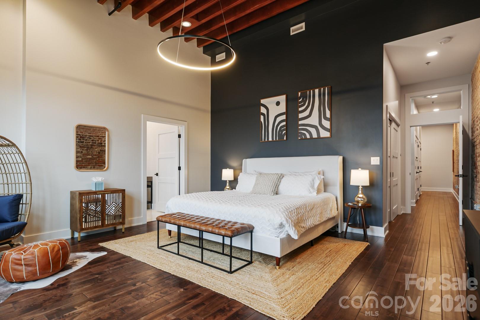 122 College Street Property Photo 15