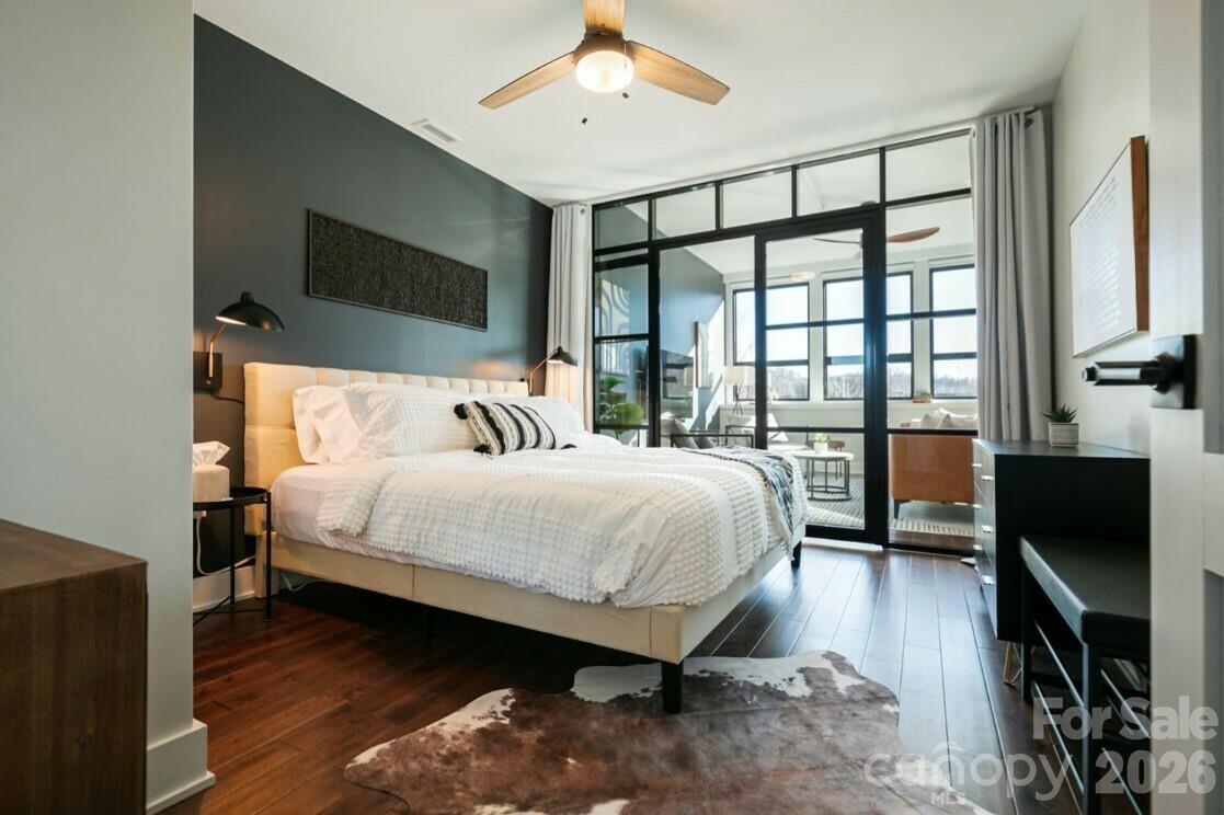 122 College Street Property Photo 22