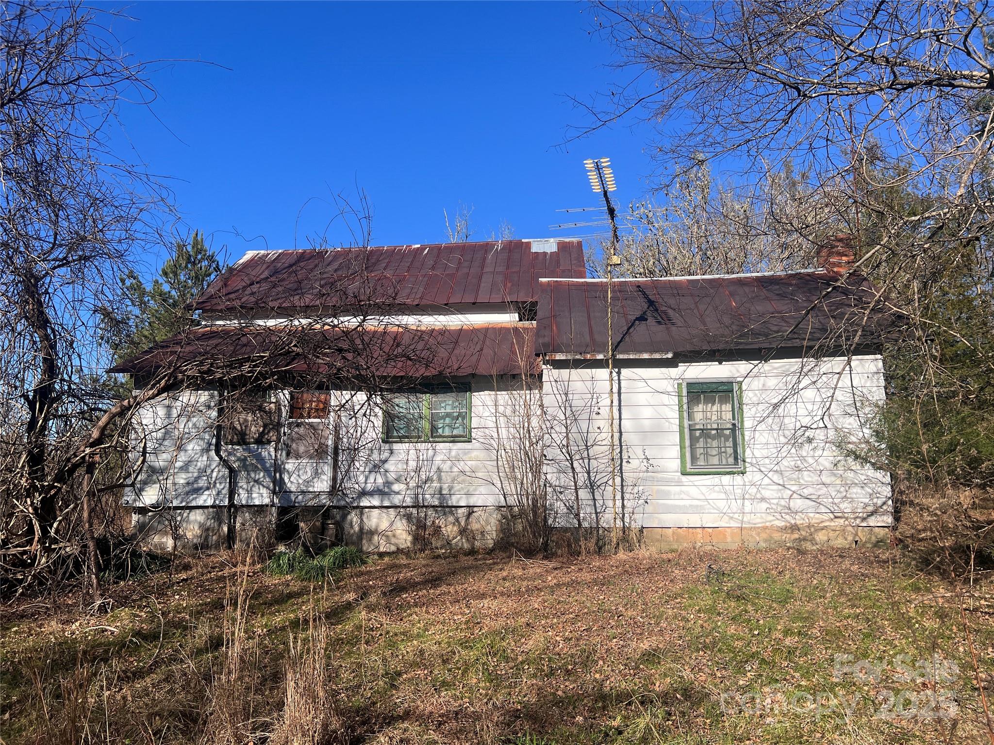 259 Sam Wilson Road Property Photo 9