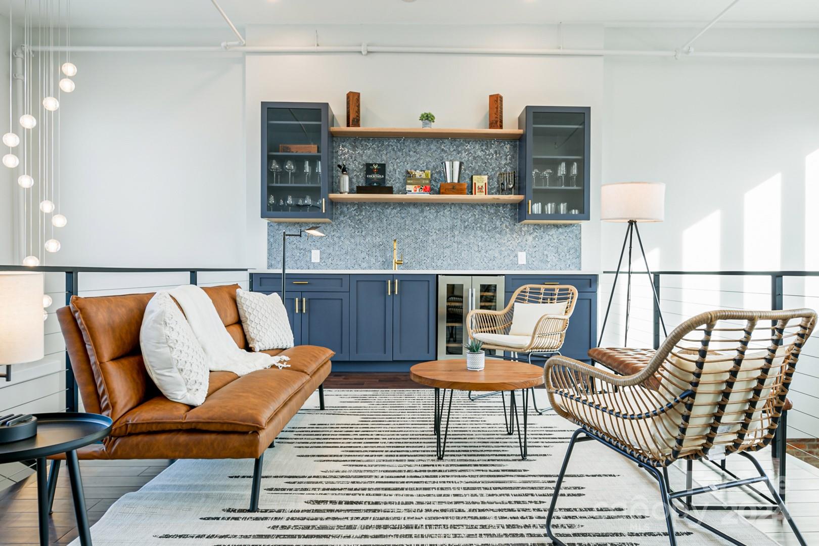 122 College Street 201-202-301 Property Photo 9