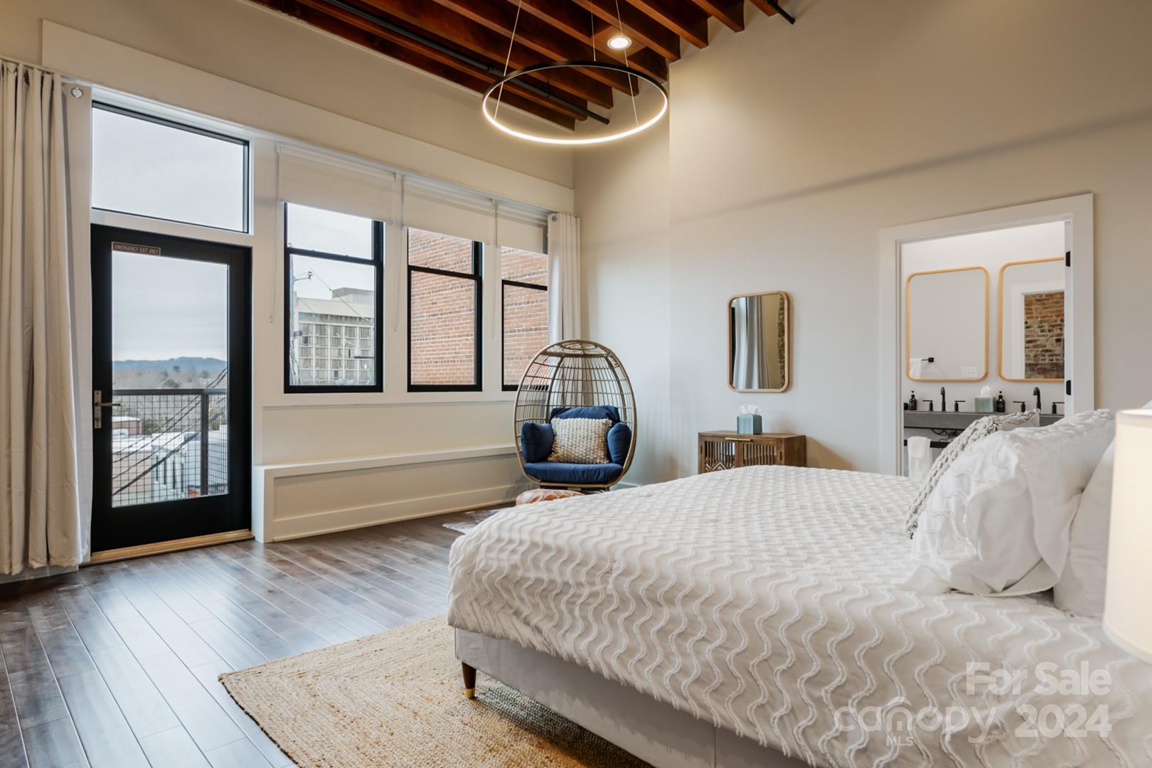 122 College Street 201-202-301 Property Photo 12