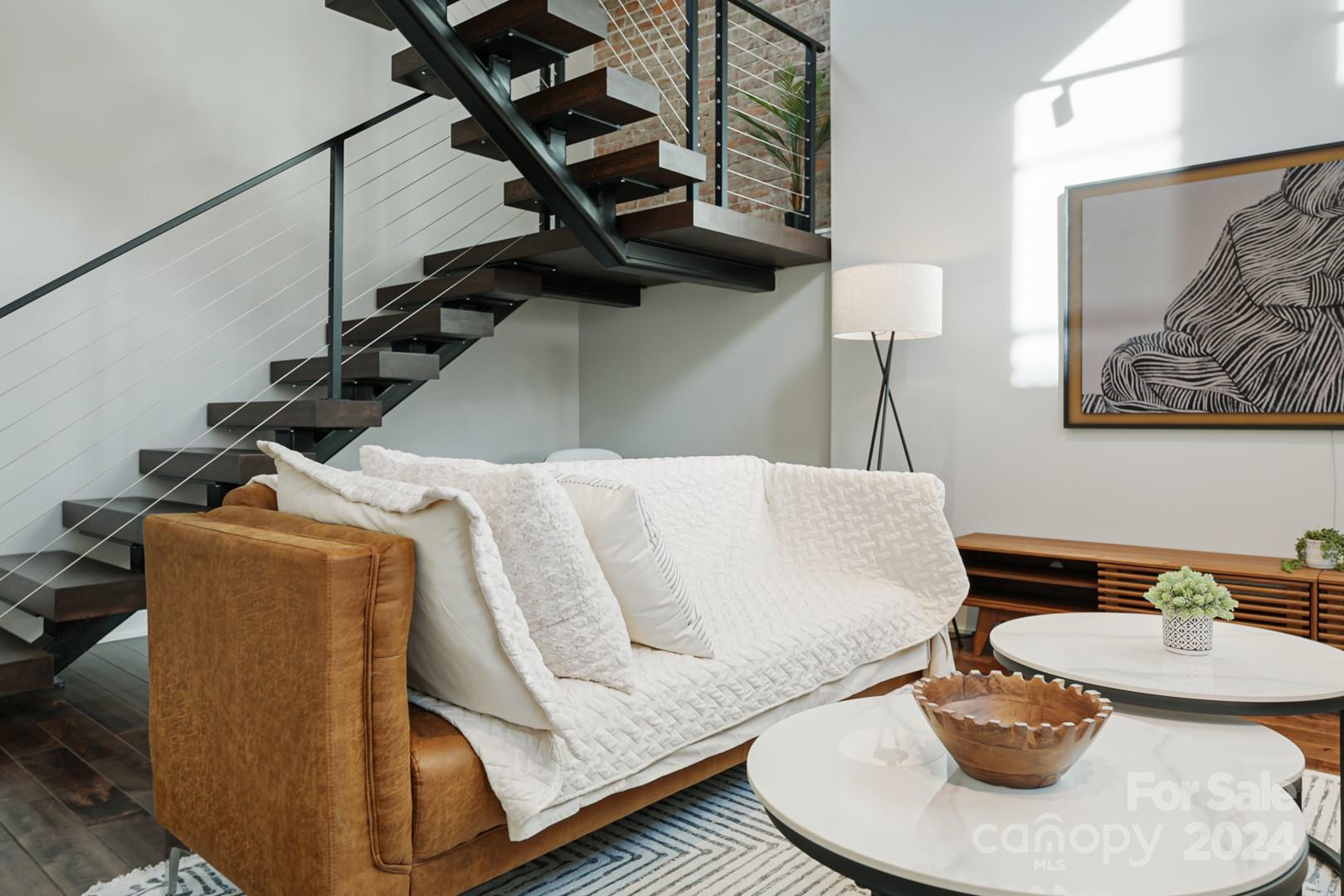 122 College Street 201-202-301 Property Photo 20