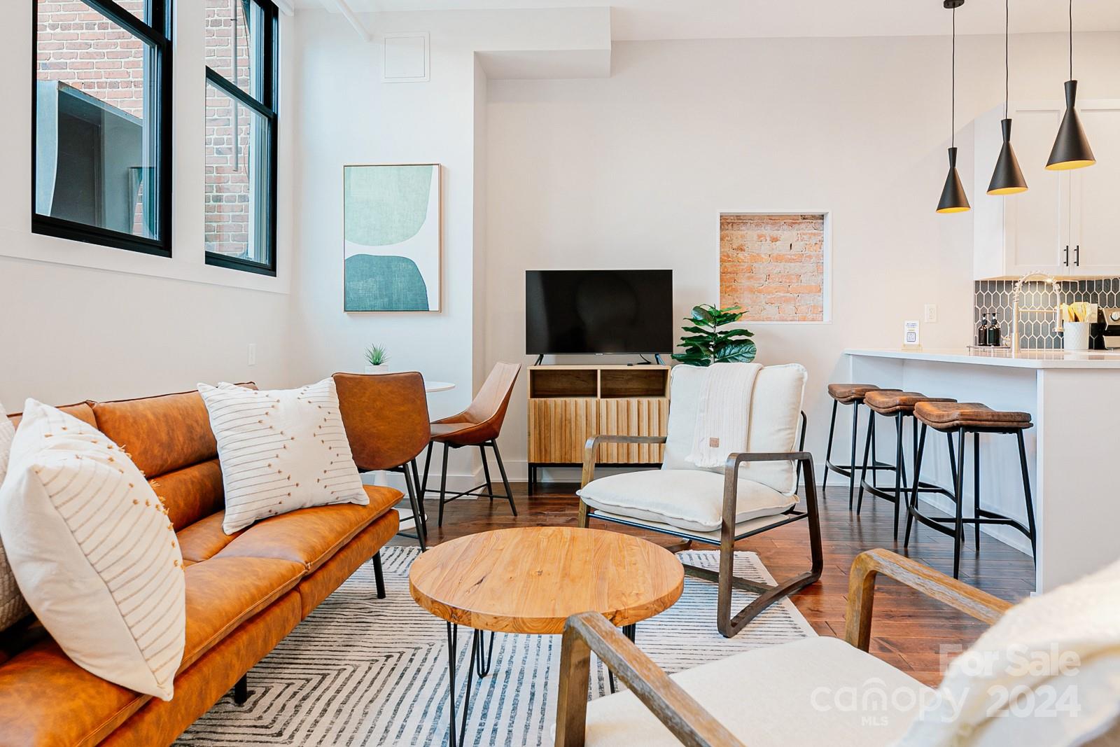 122 College Street 201-202-301 Property Photo 32