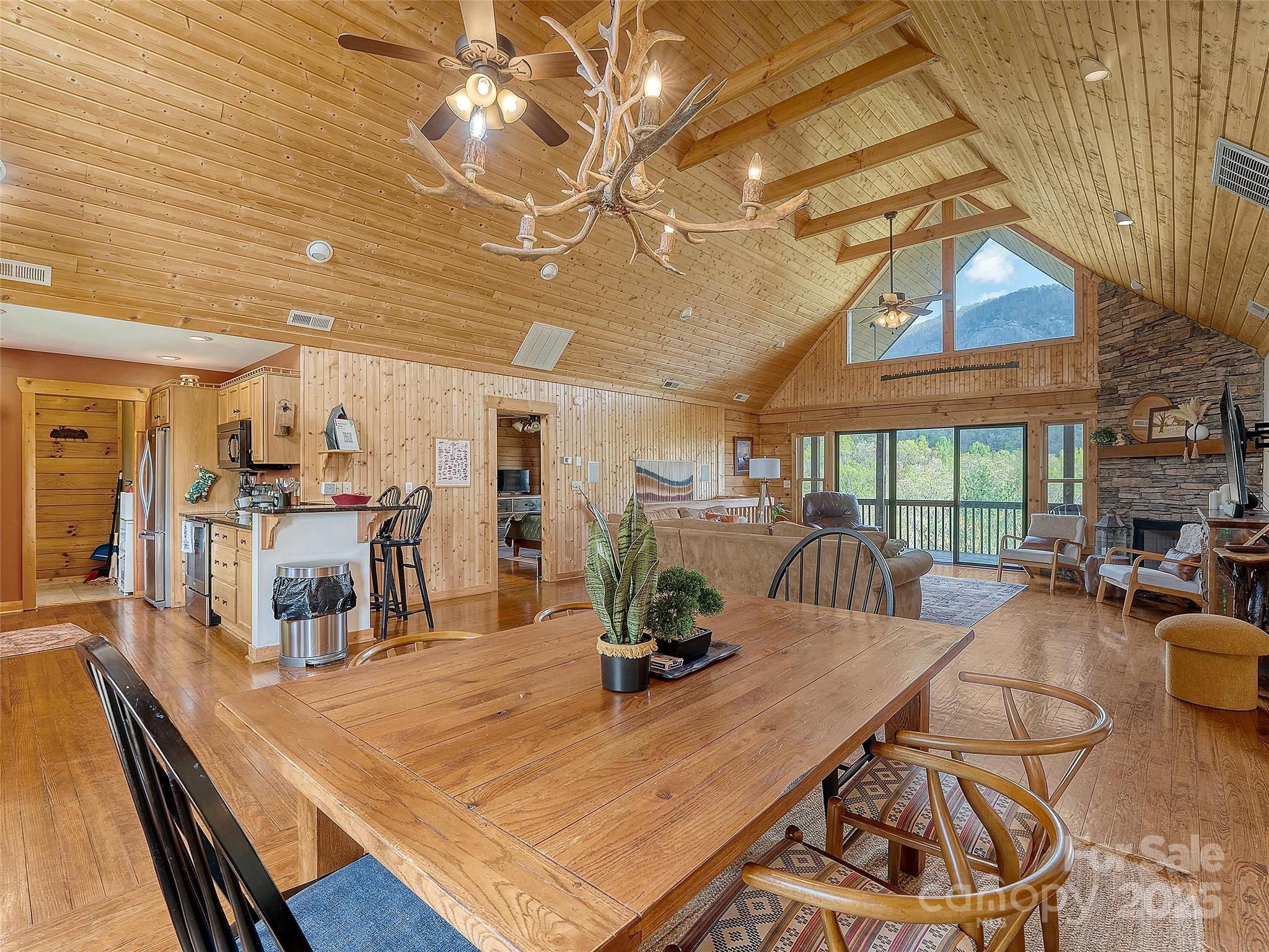 417 Garden Lane Property Photo 10