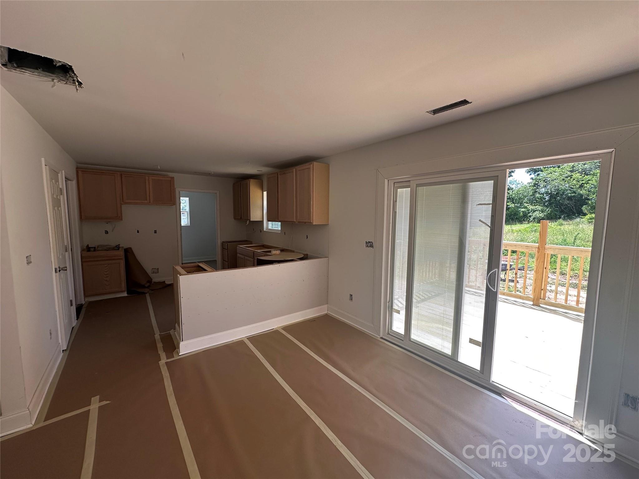 184 Maplewood Lane Property Photo 6