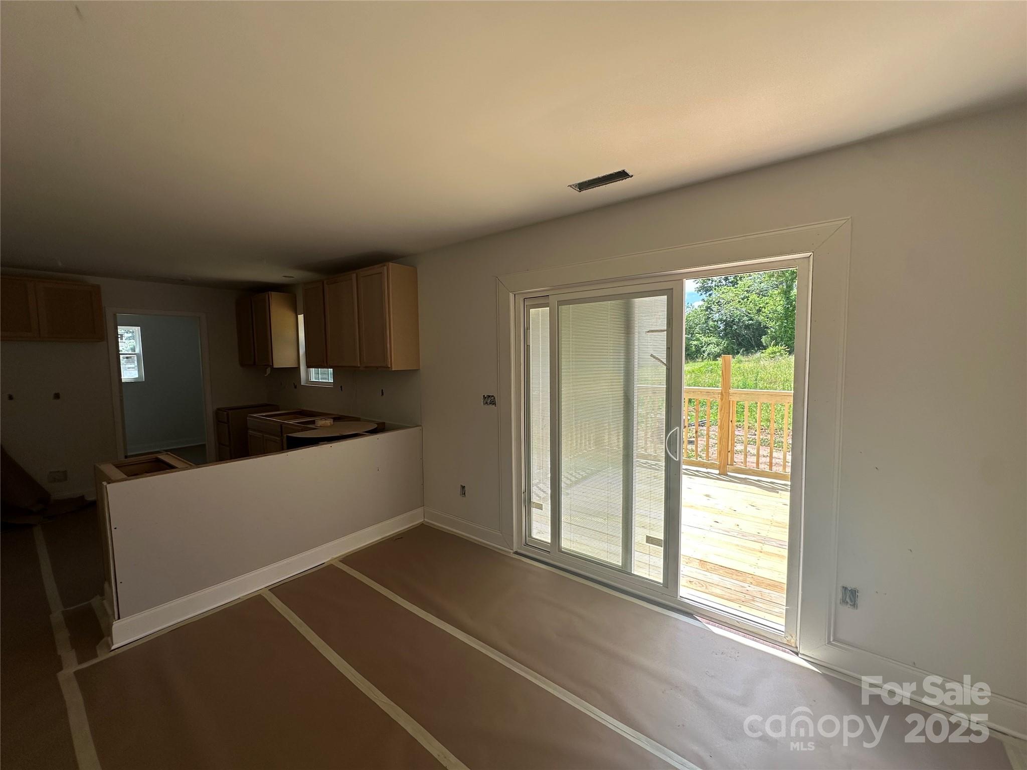 184 Maplewood Lane Property Photo 7