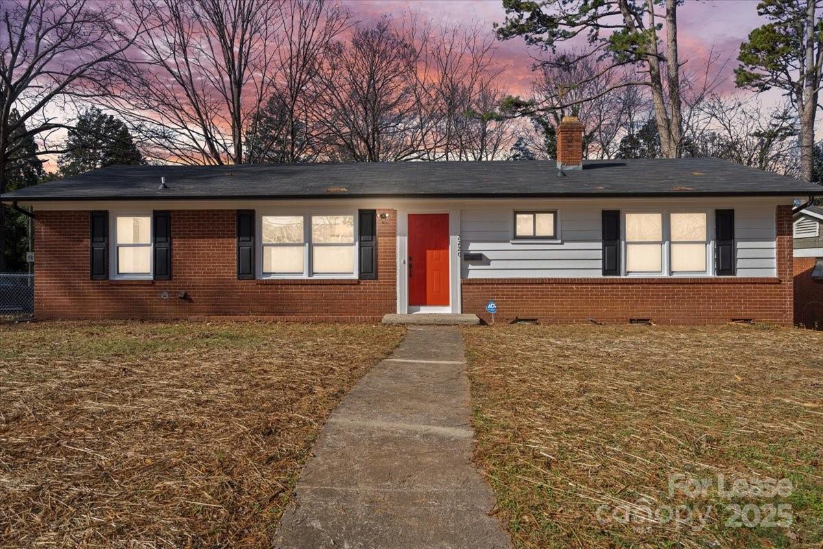 2220 Eastway Drive Property Photo 1