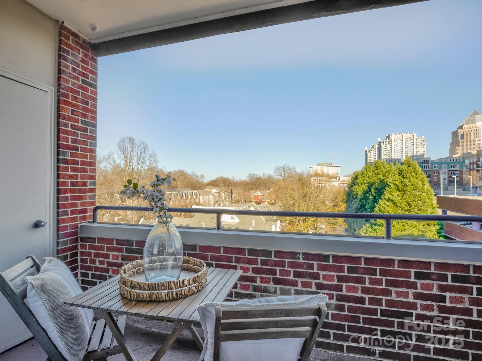 224 Poplar Street 19 Property Photo 11