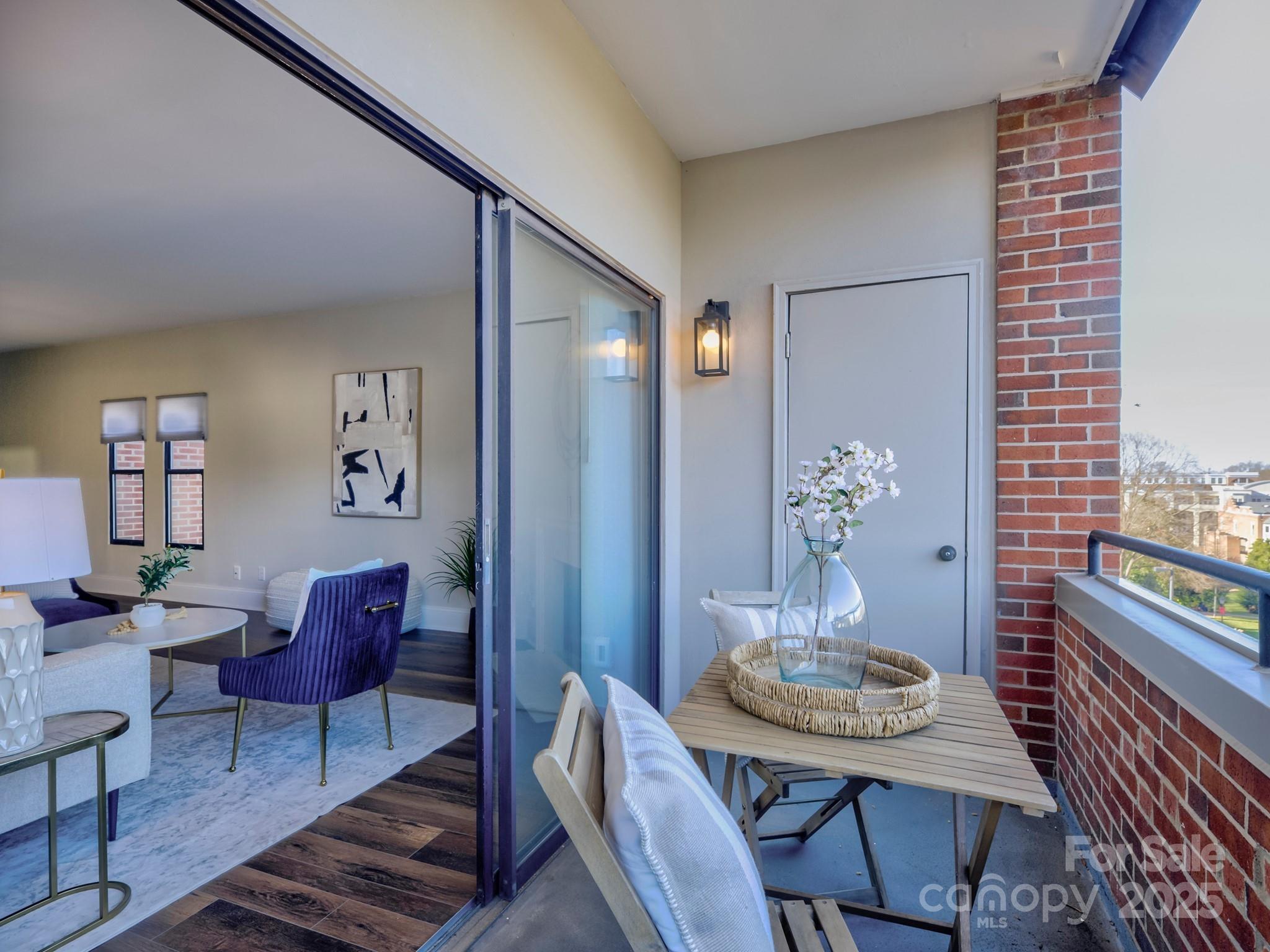 224 Poplar Street 19 Property Photo 17