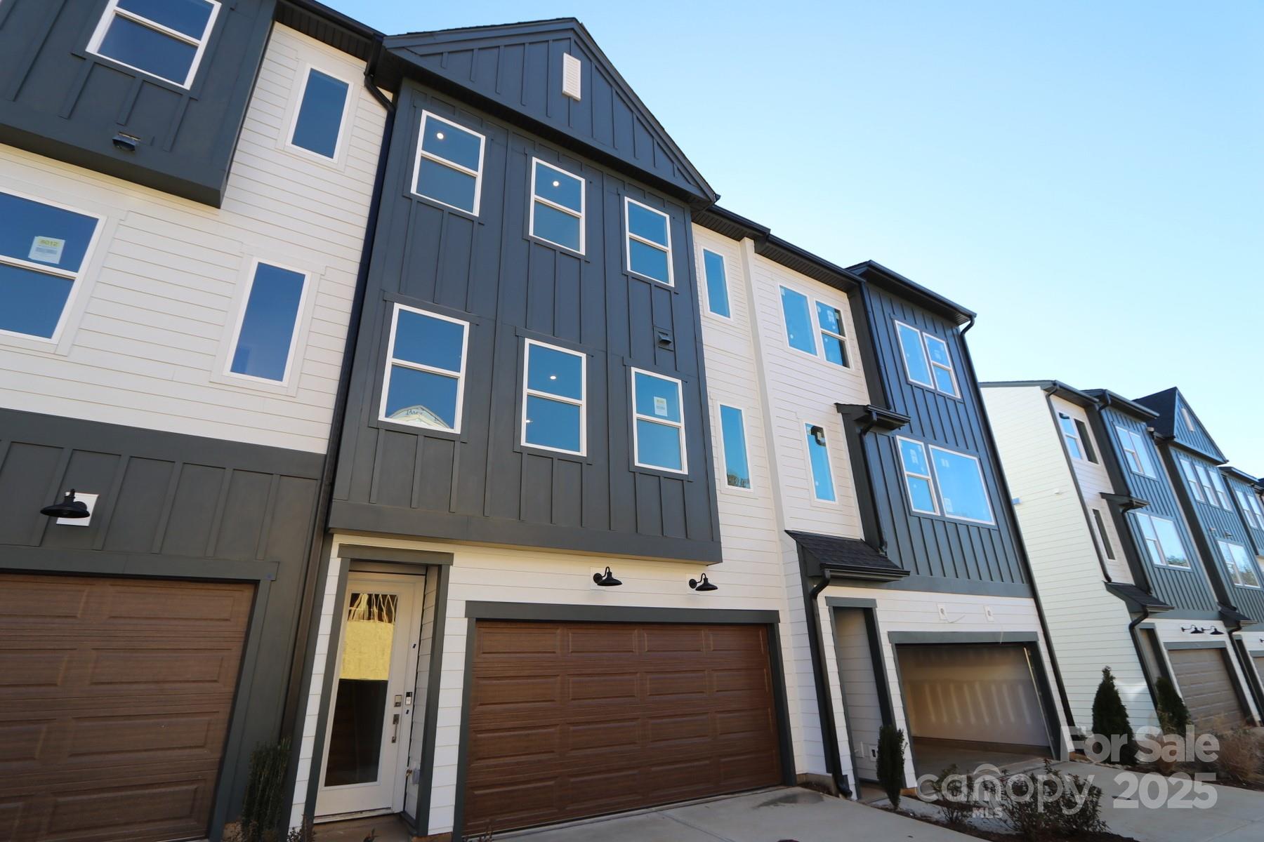8026 Cedarsmith Court Property Photo 1