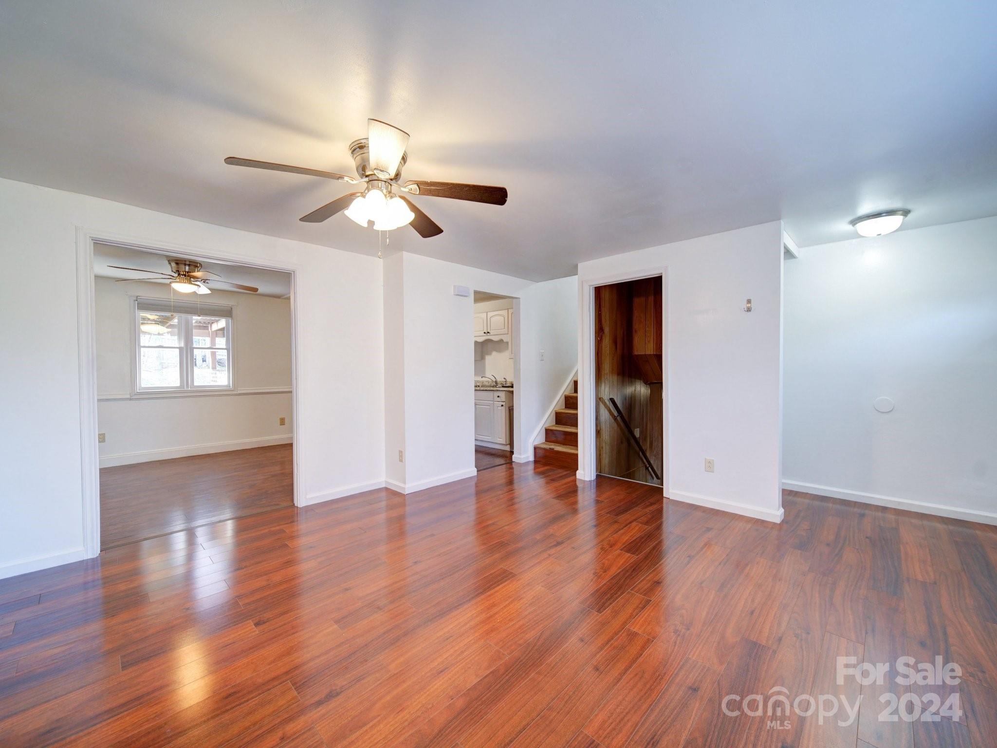 7800 Highbanks Court Property Photo 6