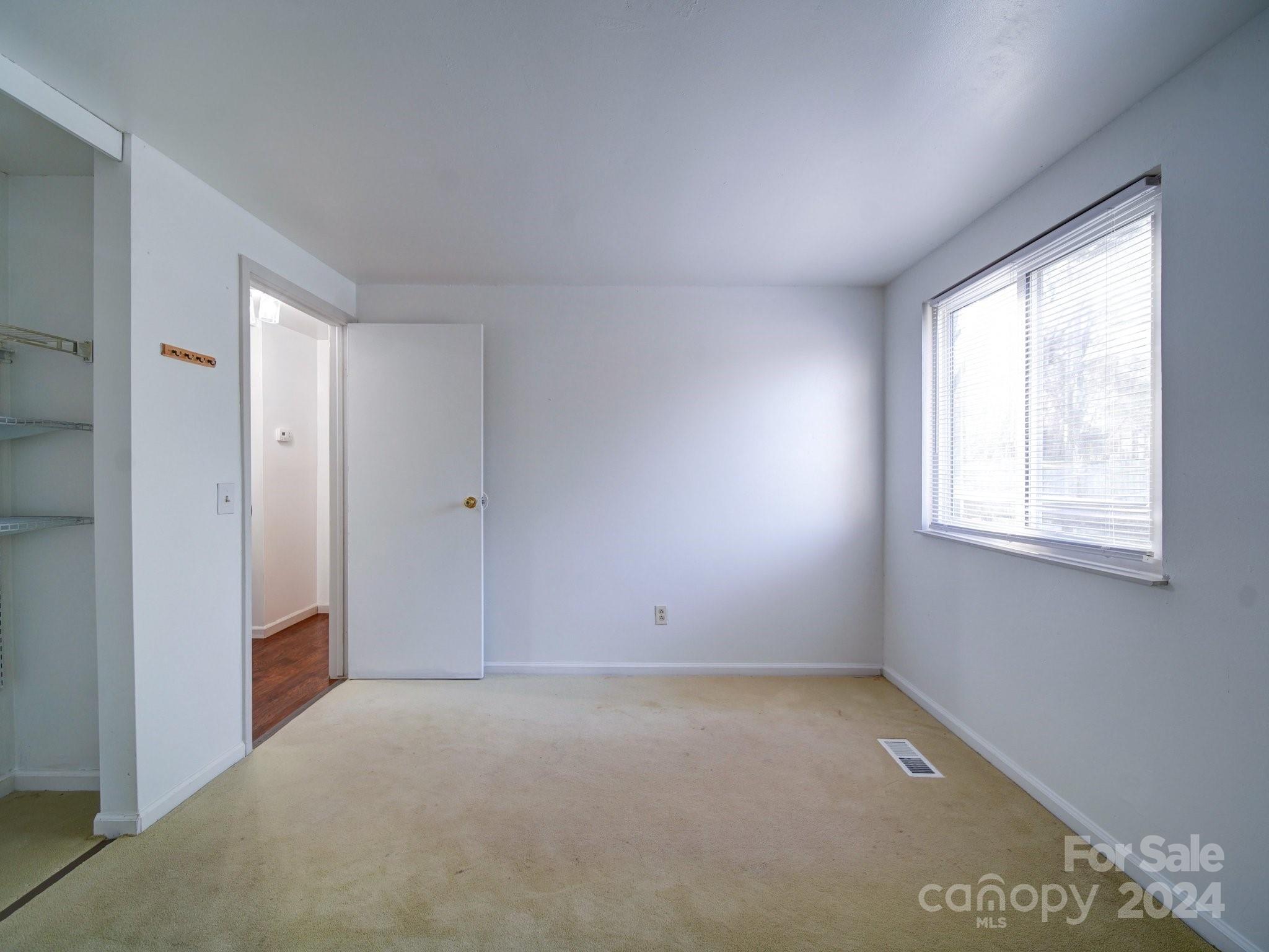 7800 Highbanks Court Property Photo 18