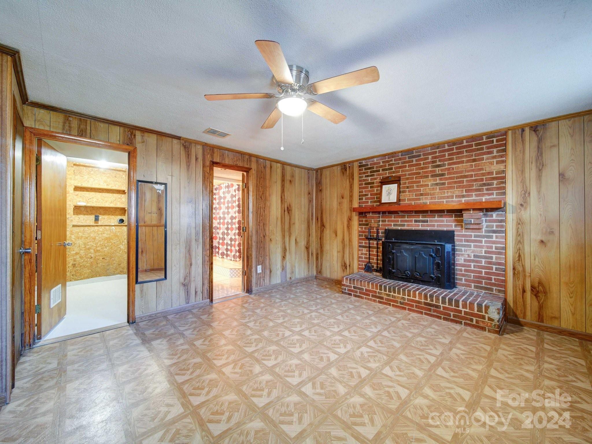 7800 Highbanks Court Property Photo 25