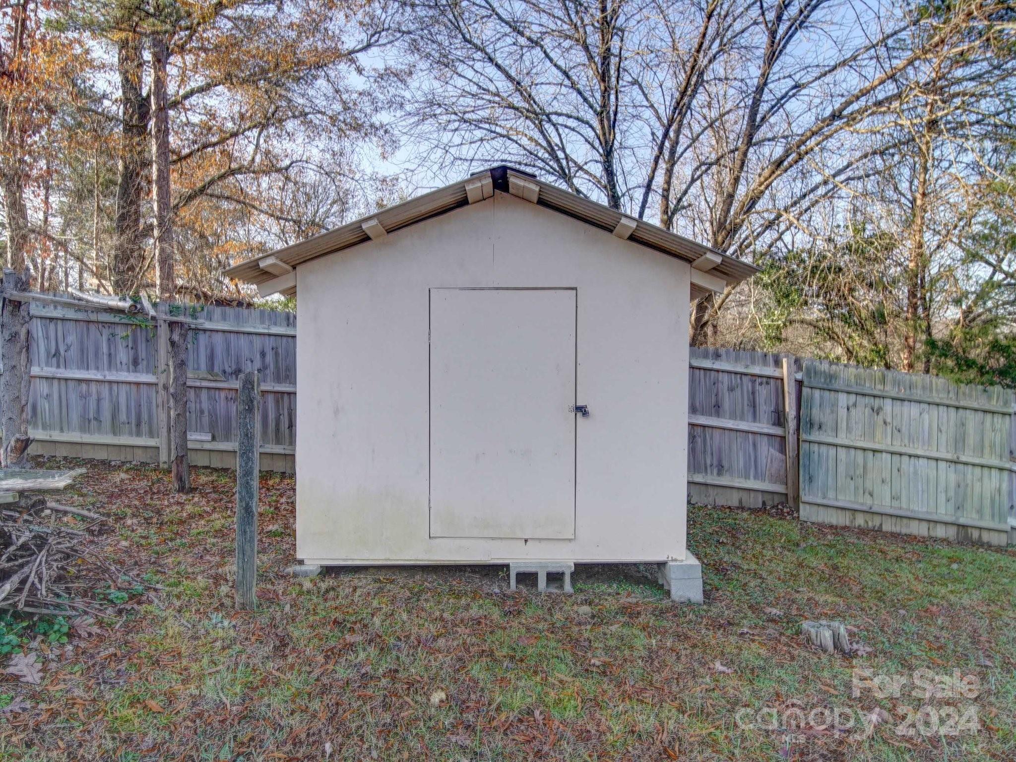 7800 Highbanks Court Property Photo 39