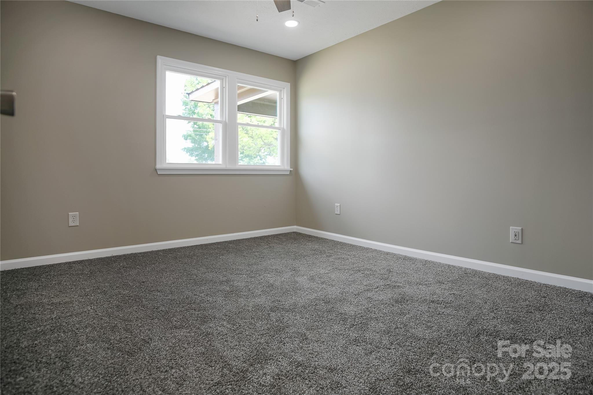 623 Oak Grove Road Property Photo 18