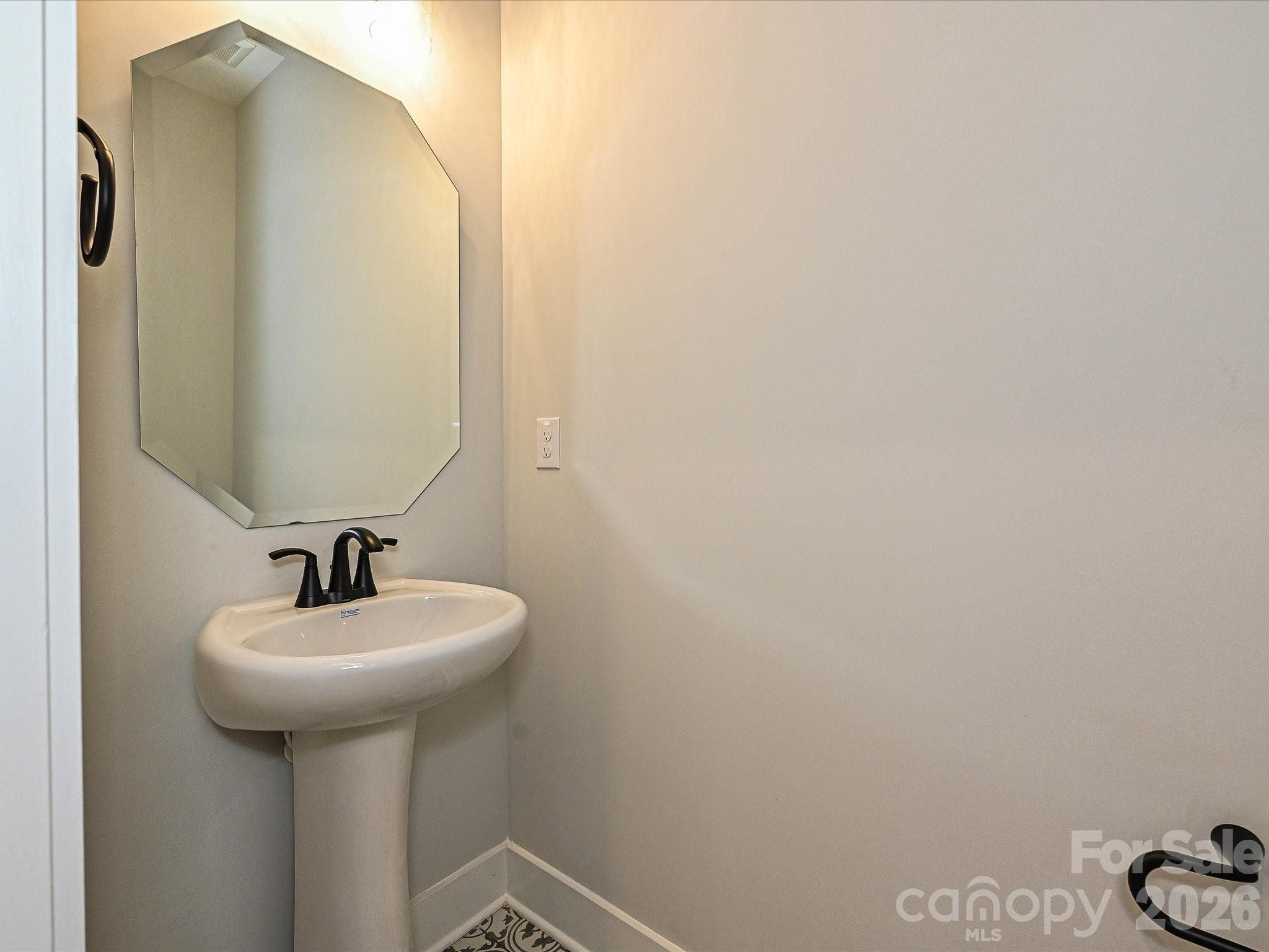 908 Callahan Street Eqx1664 Property Photo 8