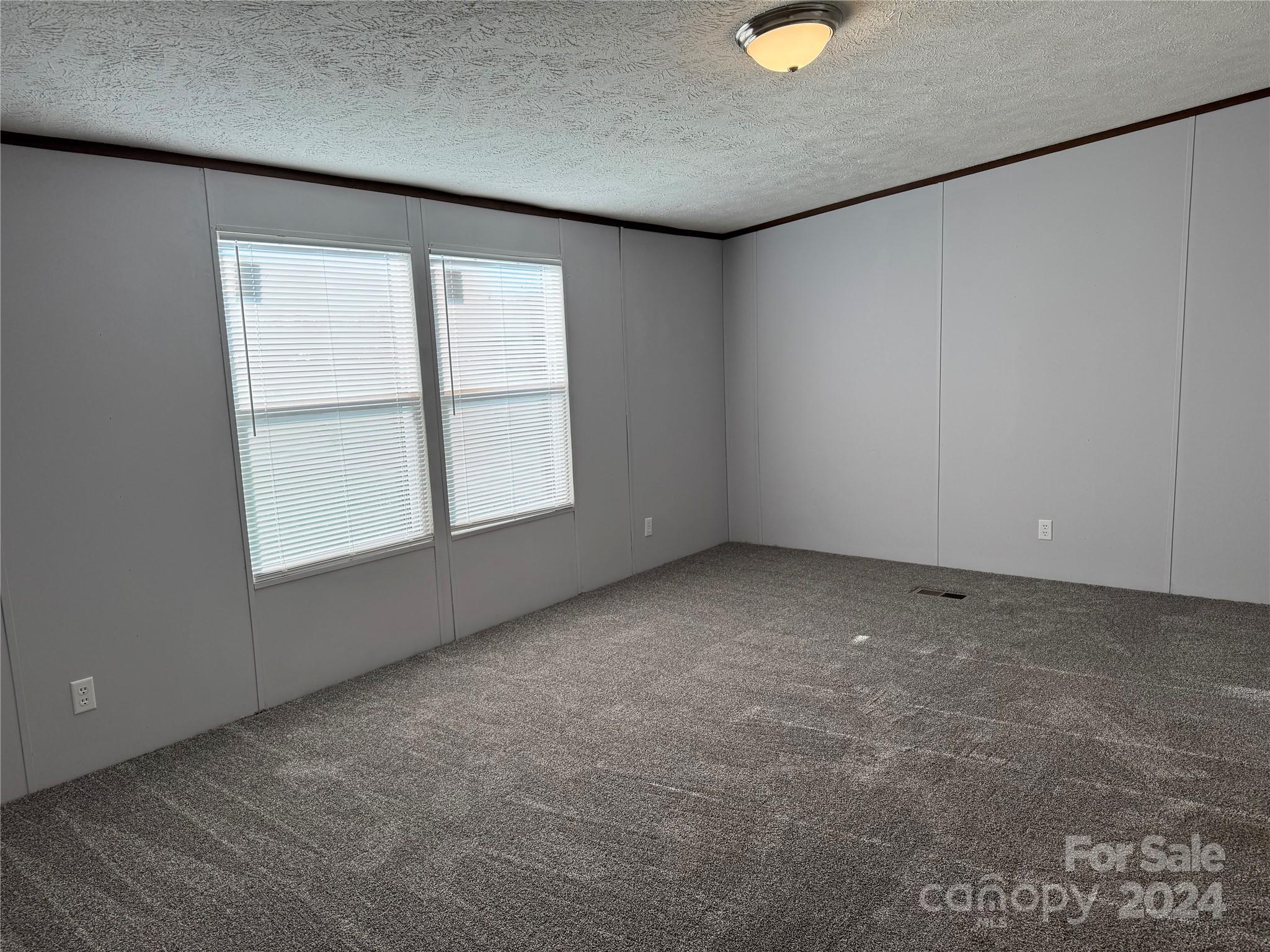 419 Davis Road Property Photo 9