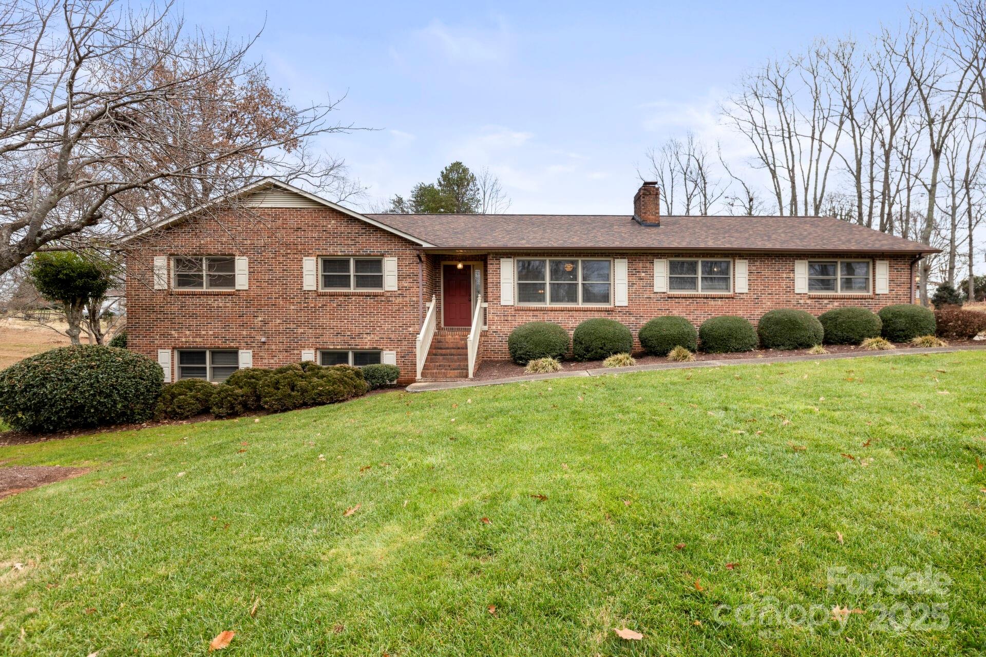 Arden Oaks Real Estate Listings Main Image