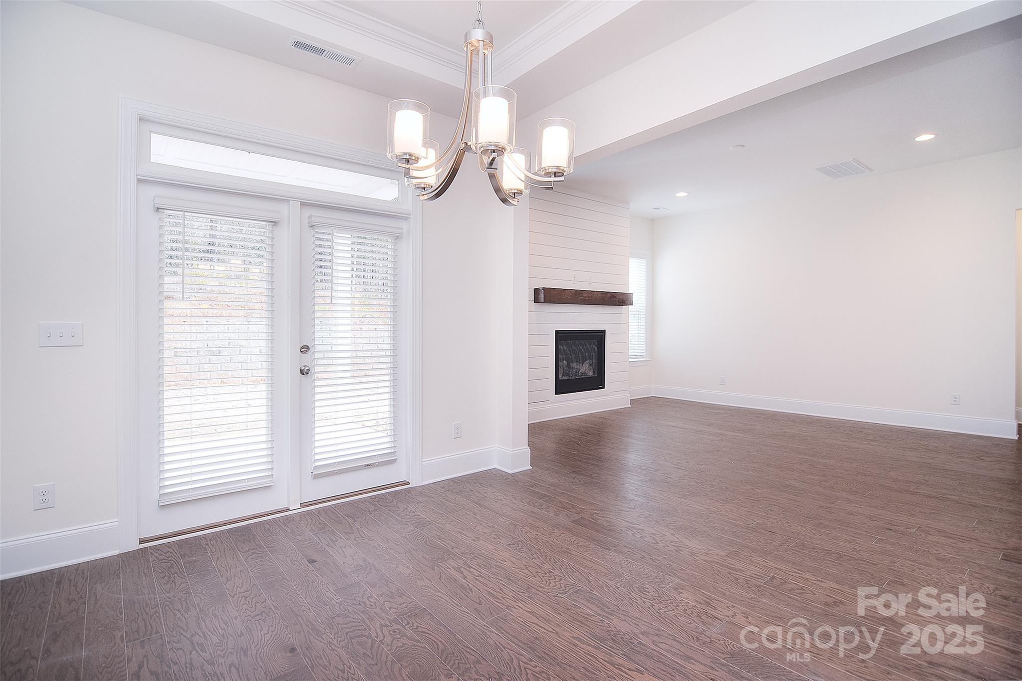 1364 Cedardale Lane Property Photo 20
