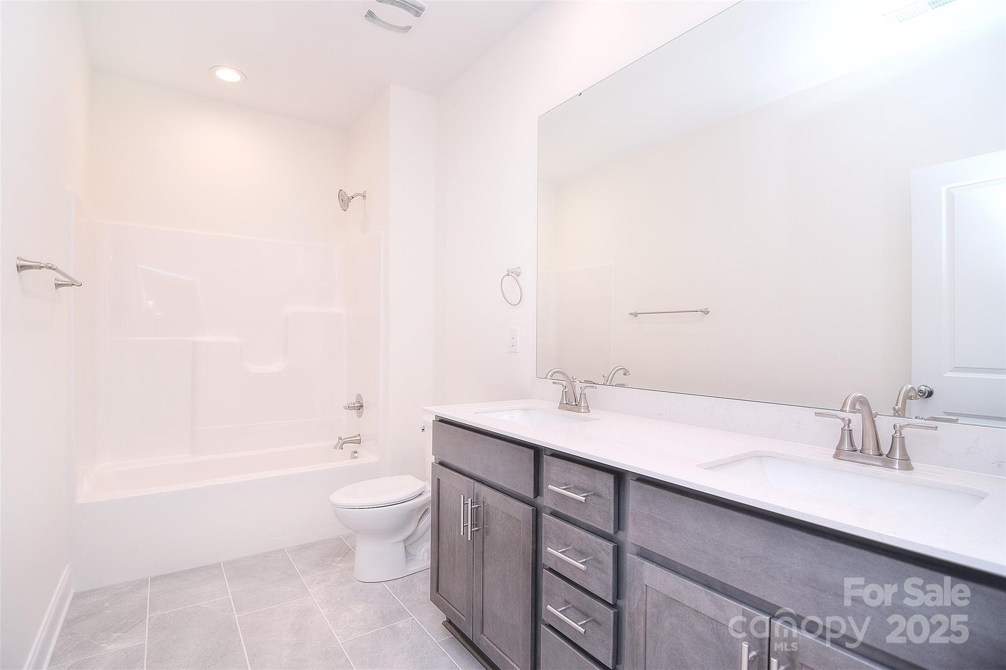 1364 Cedardale Lane Property Photo 24