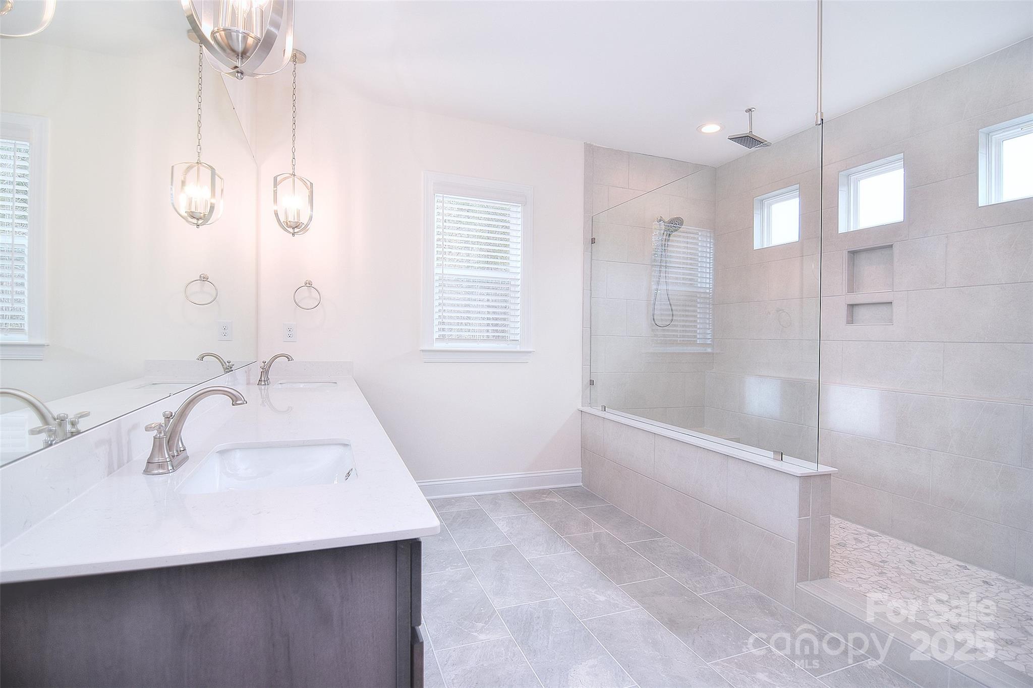 1364 Cedardale Lane Property Photo 33
