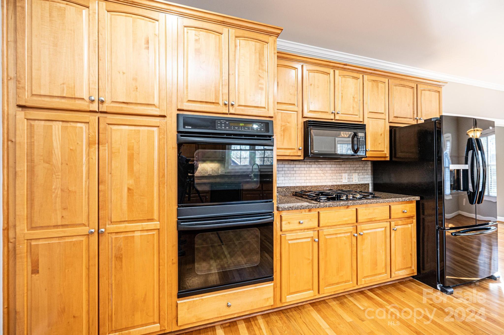 1107 Fox Chase Drive Property Photo 5