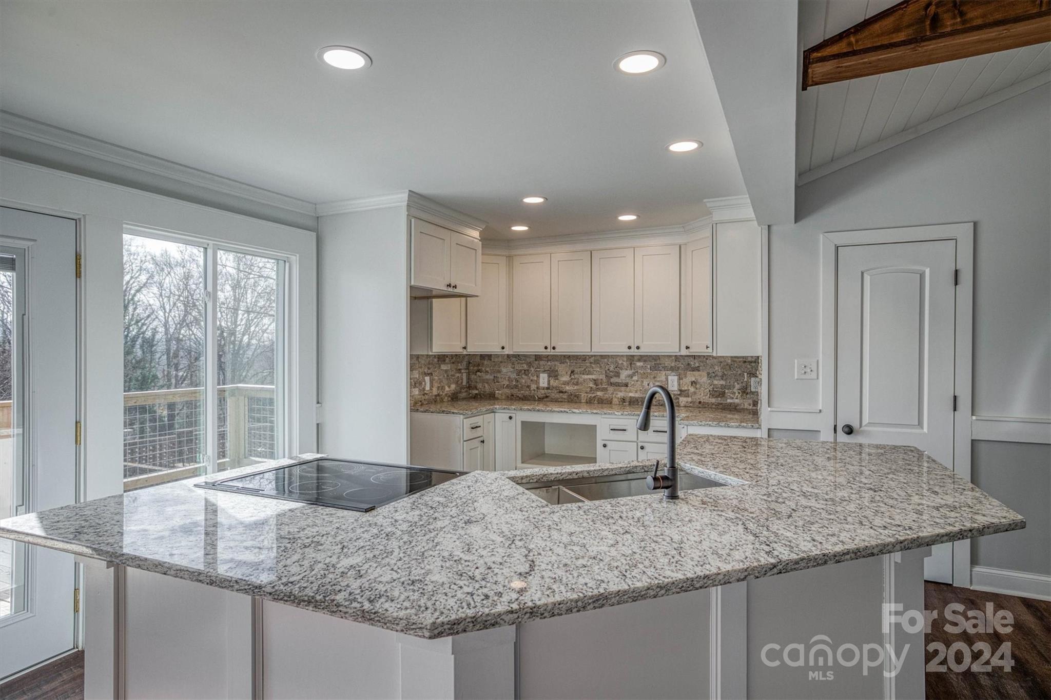 223 West Park Drive Property Photo 14