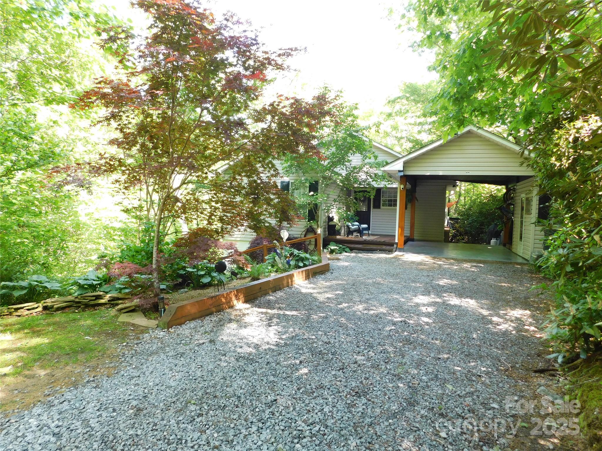 554 Pisgah Forest Drive Property Photo 2
