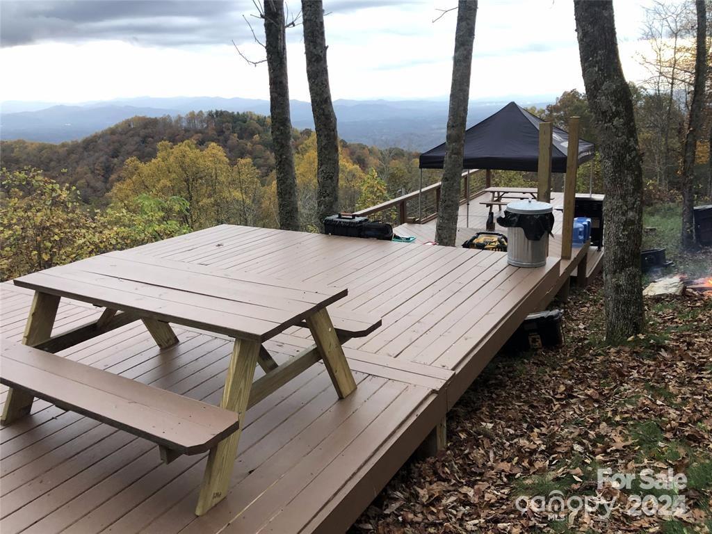 2530 Secluded Valley Road Property Photo 10