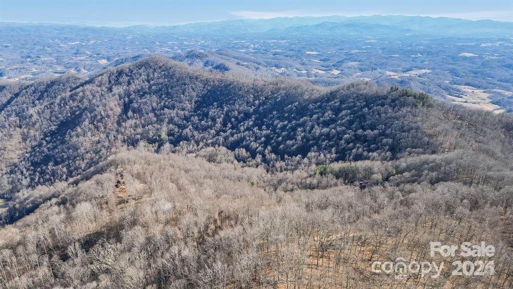 2530 Secluded Valley Road Property Photo 22